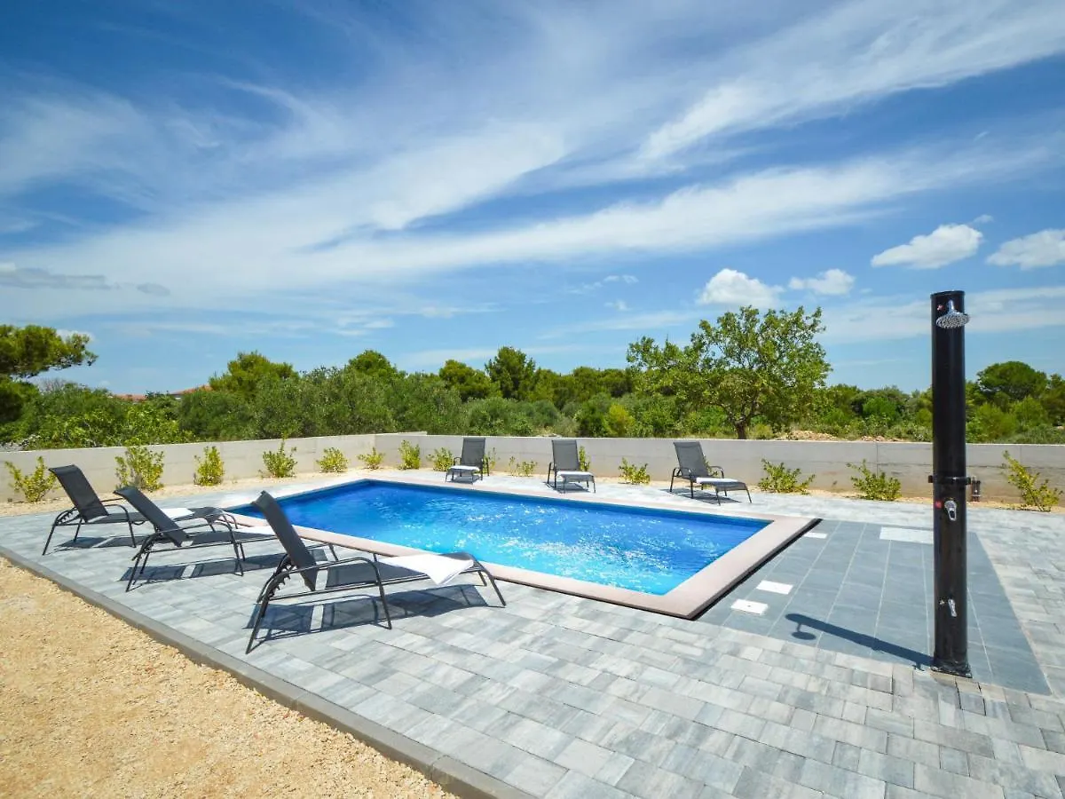 Holiday Home Milena By Interhome Pakoštane